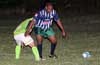 A FC Tuxpan defender is marking Dwight Amade of Espo's